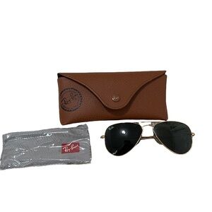 Women Ray-Ban Aviator Sunglasses